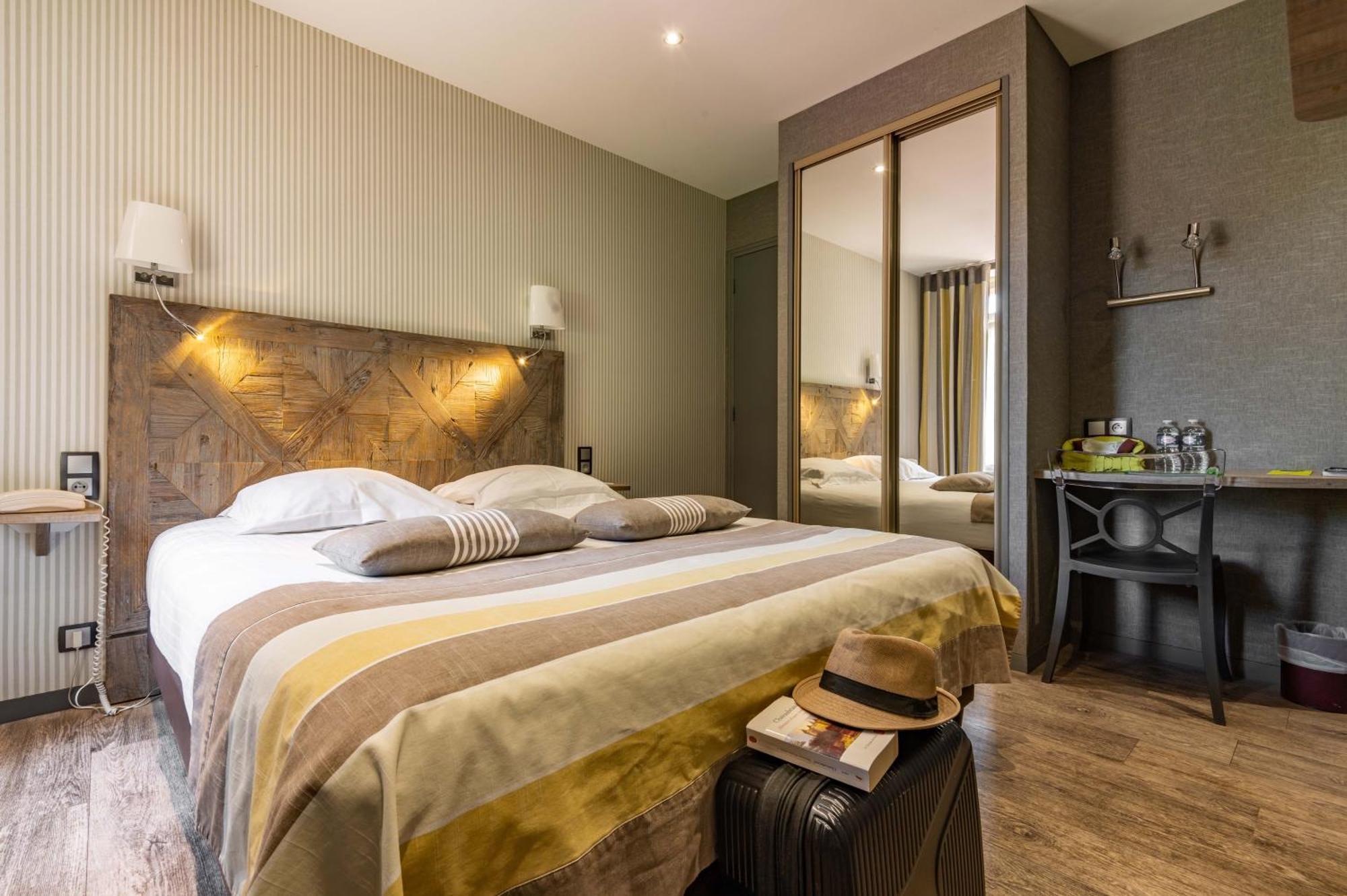 Logis Hotel Restaurant Auberge De La Selune Дюси-Ле Шери Номер фото